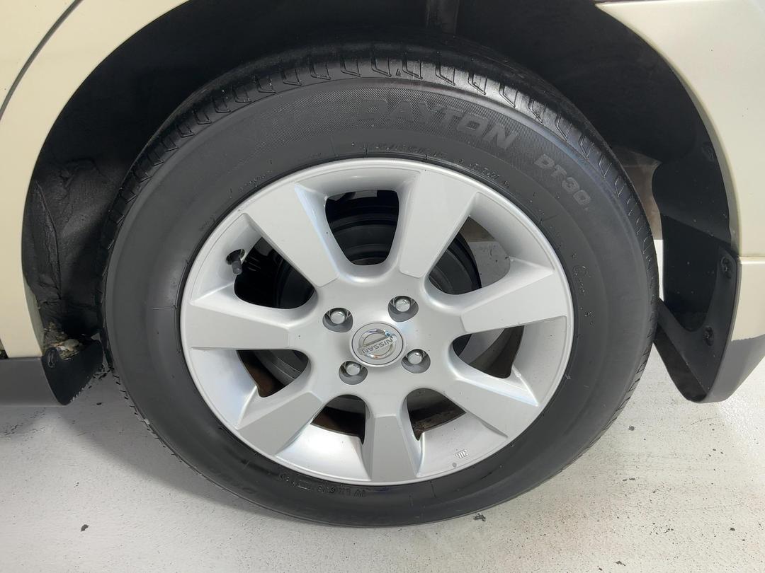 Photo '11' of Nissan Tiida