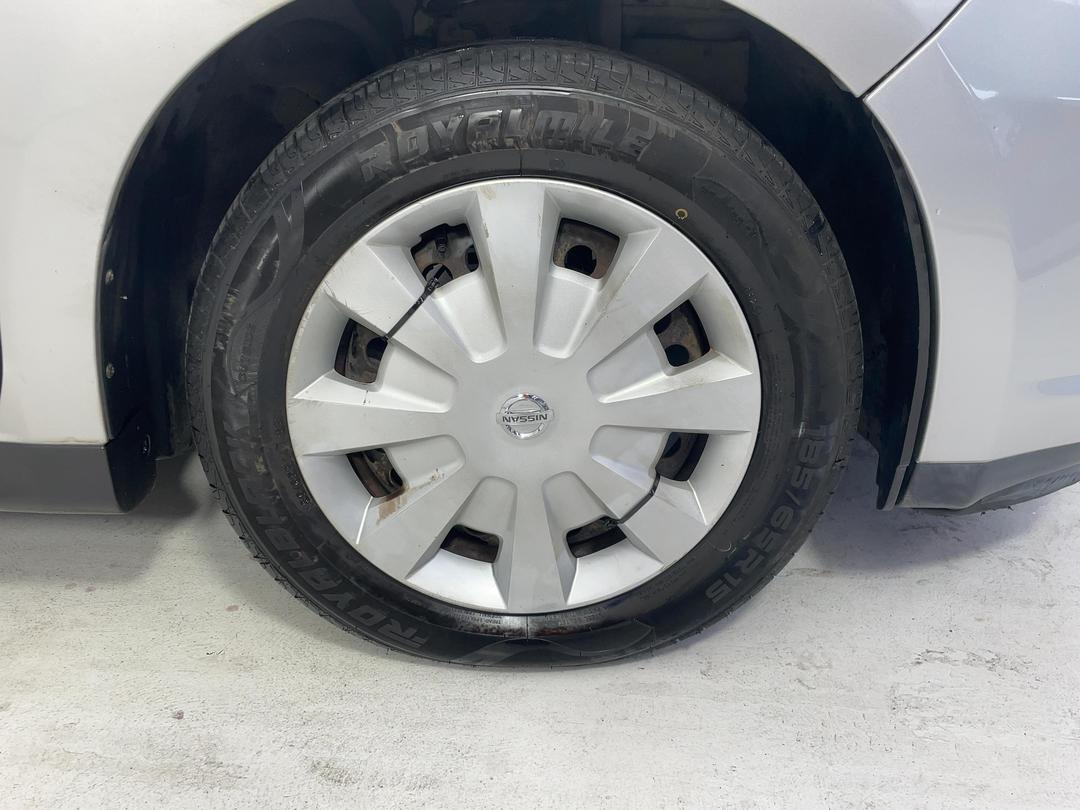 Photo '9' of Nissan Tiida