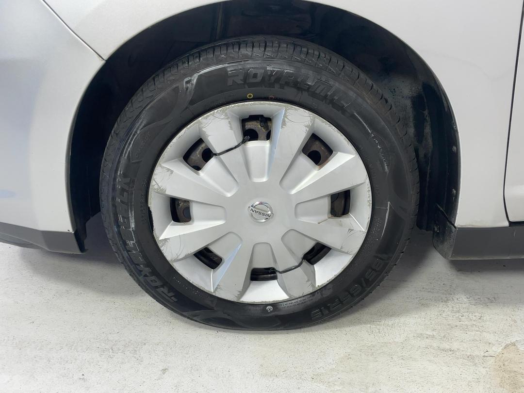 Photo '10' of Nissan Tiida