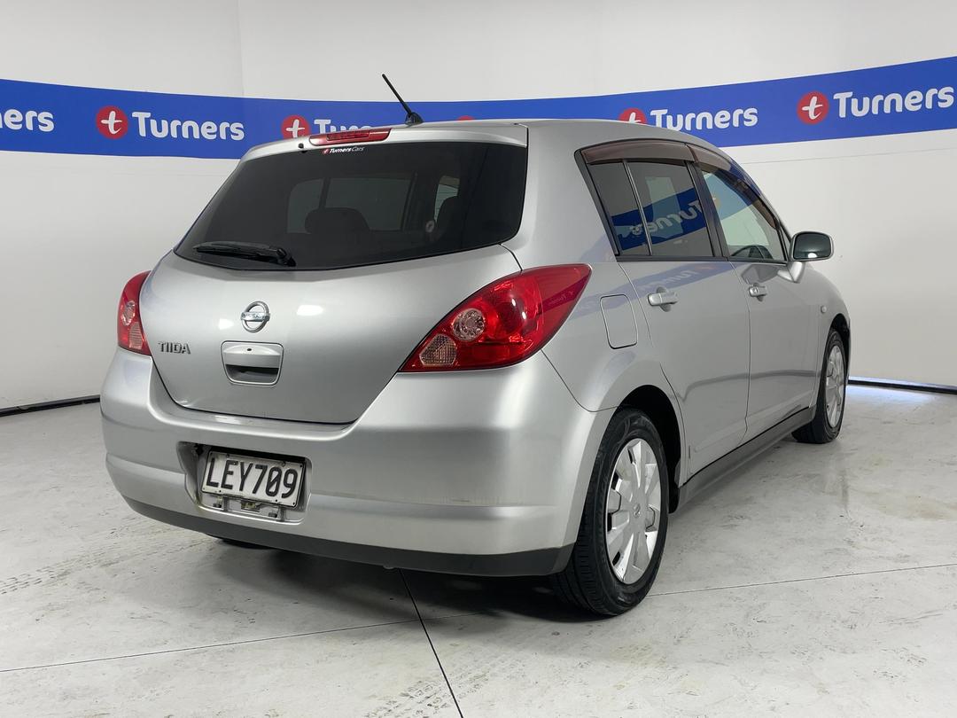 Photo '7' of Nissan Tiida