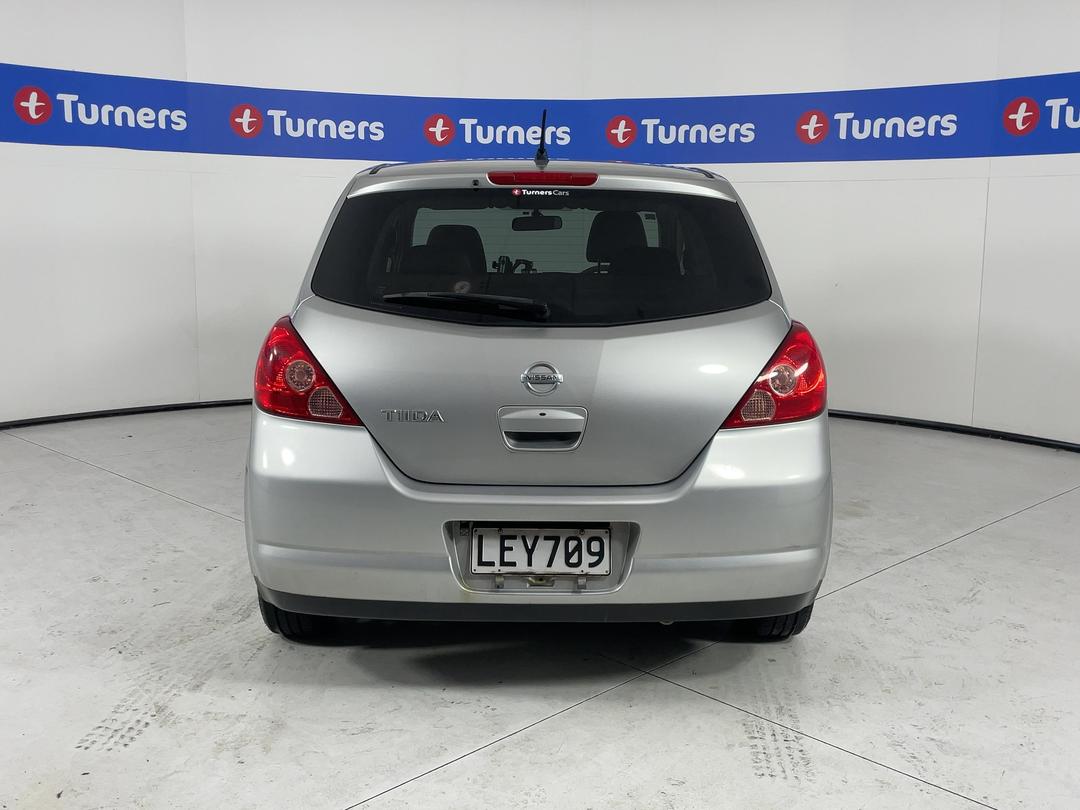 Photo '6' of Nissan Tiida