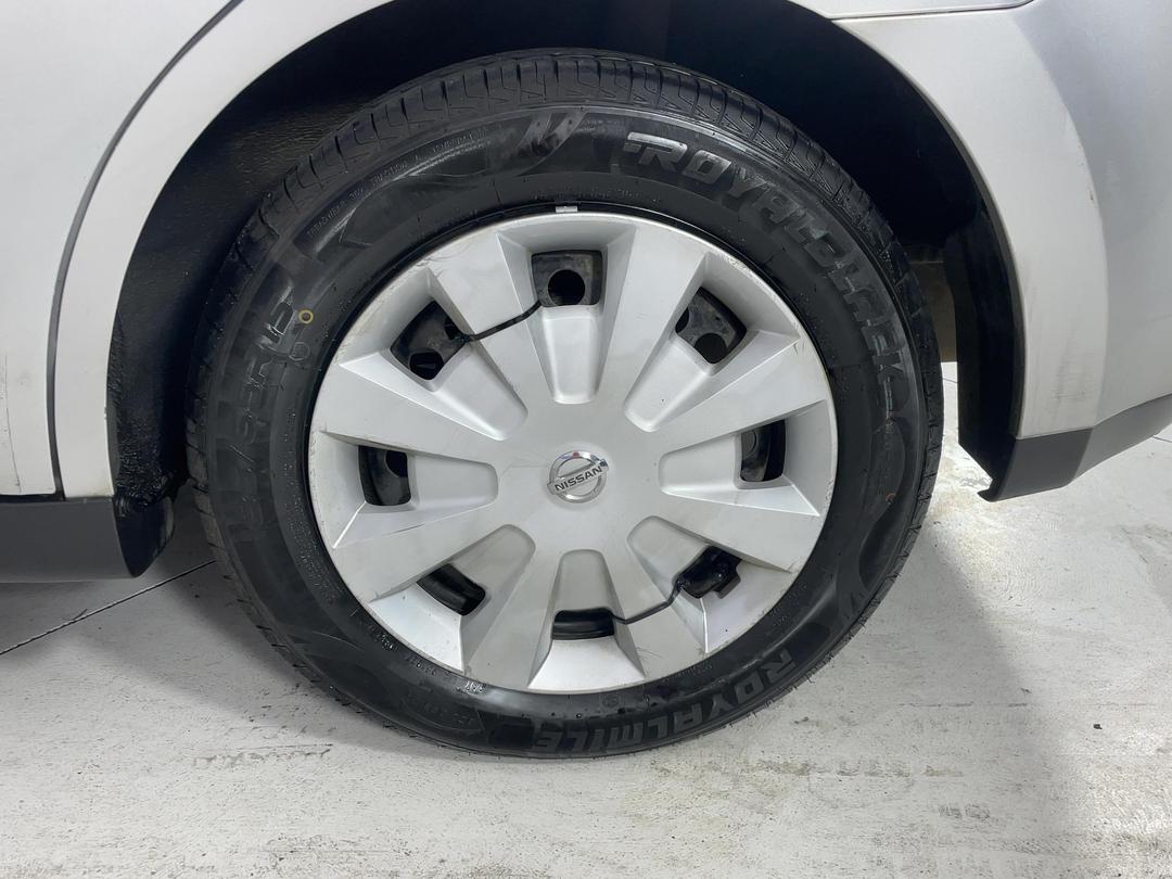 Photo '11' of Nissan Tiida