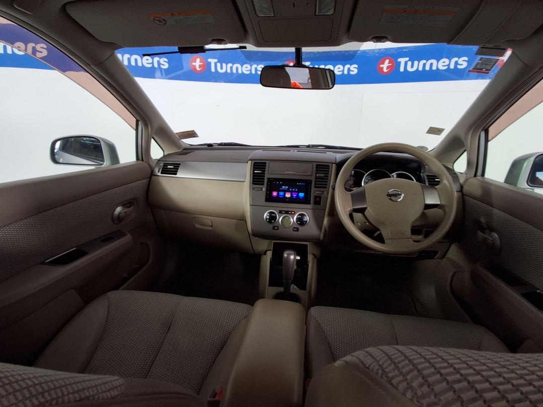 Photo '17' of Nissan Tiida