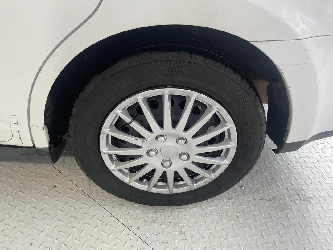 Photo '11' of Nissan Tiida
