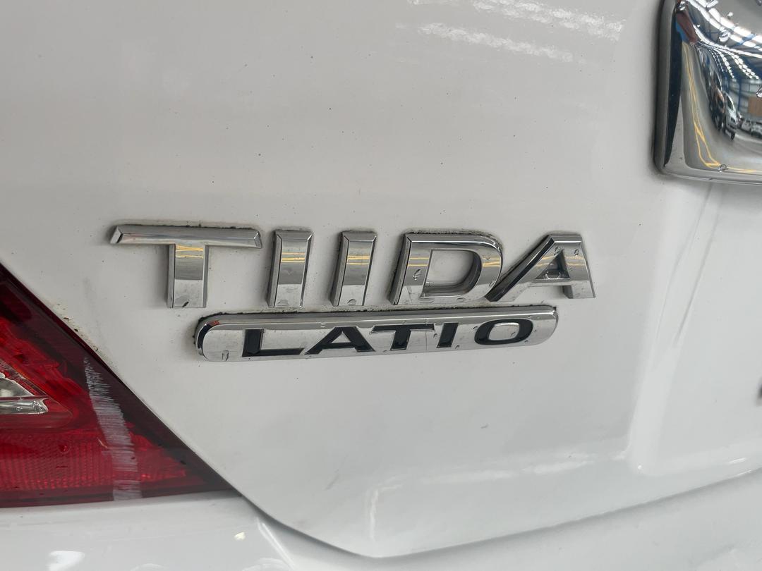 Photo '33' of Nissan Tiida
