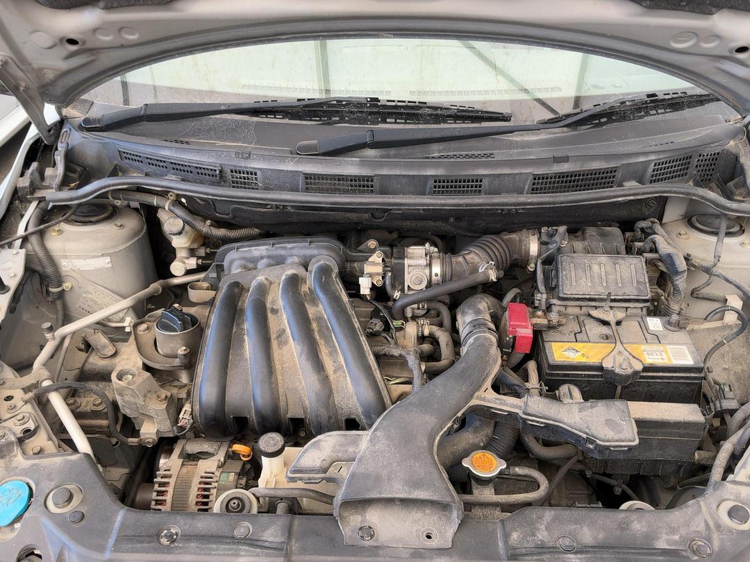 Photo '10' of Nissan Tiida