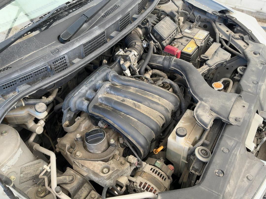 Photo '12' of Nissan Tiida