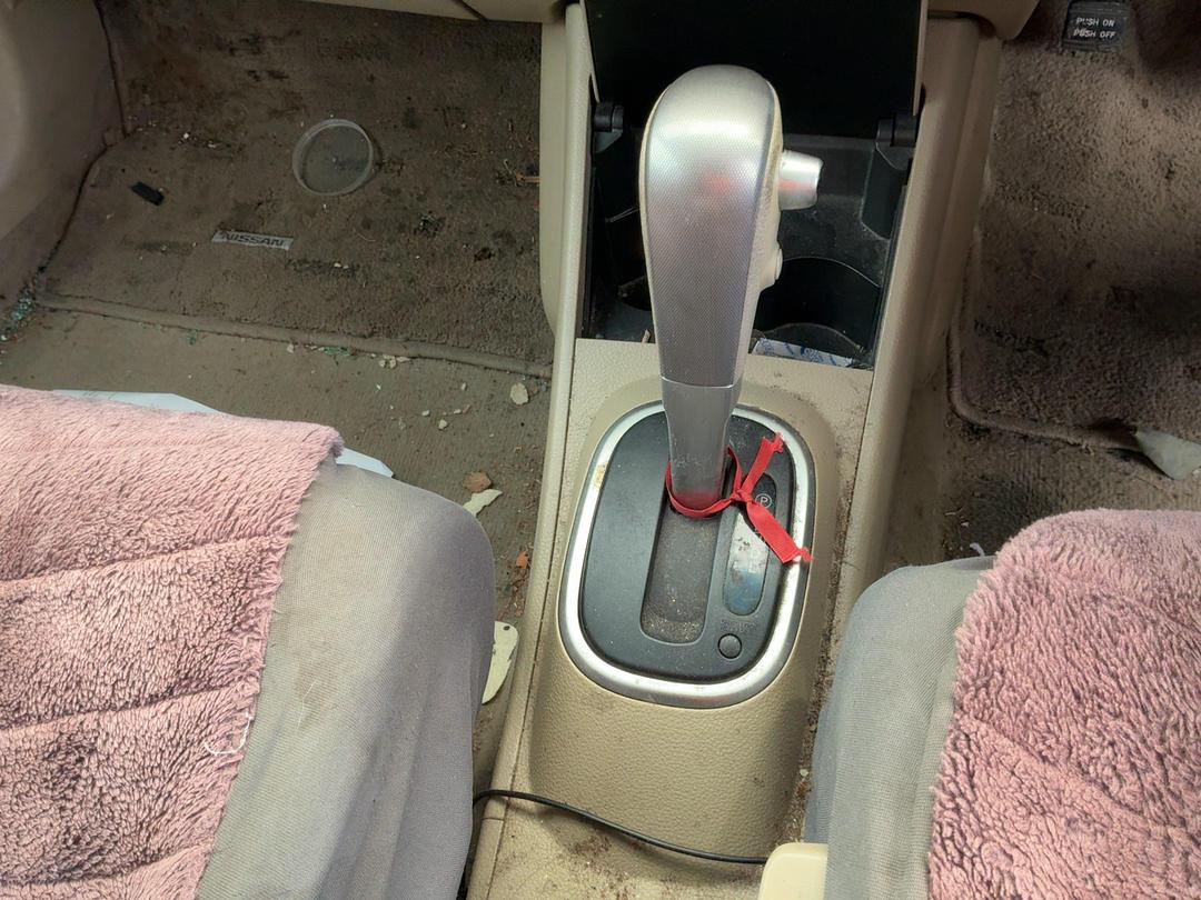 Photo '15' of Nissan Tiida