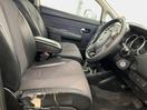 Thumbnail '8' of Nissan Tiida