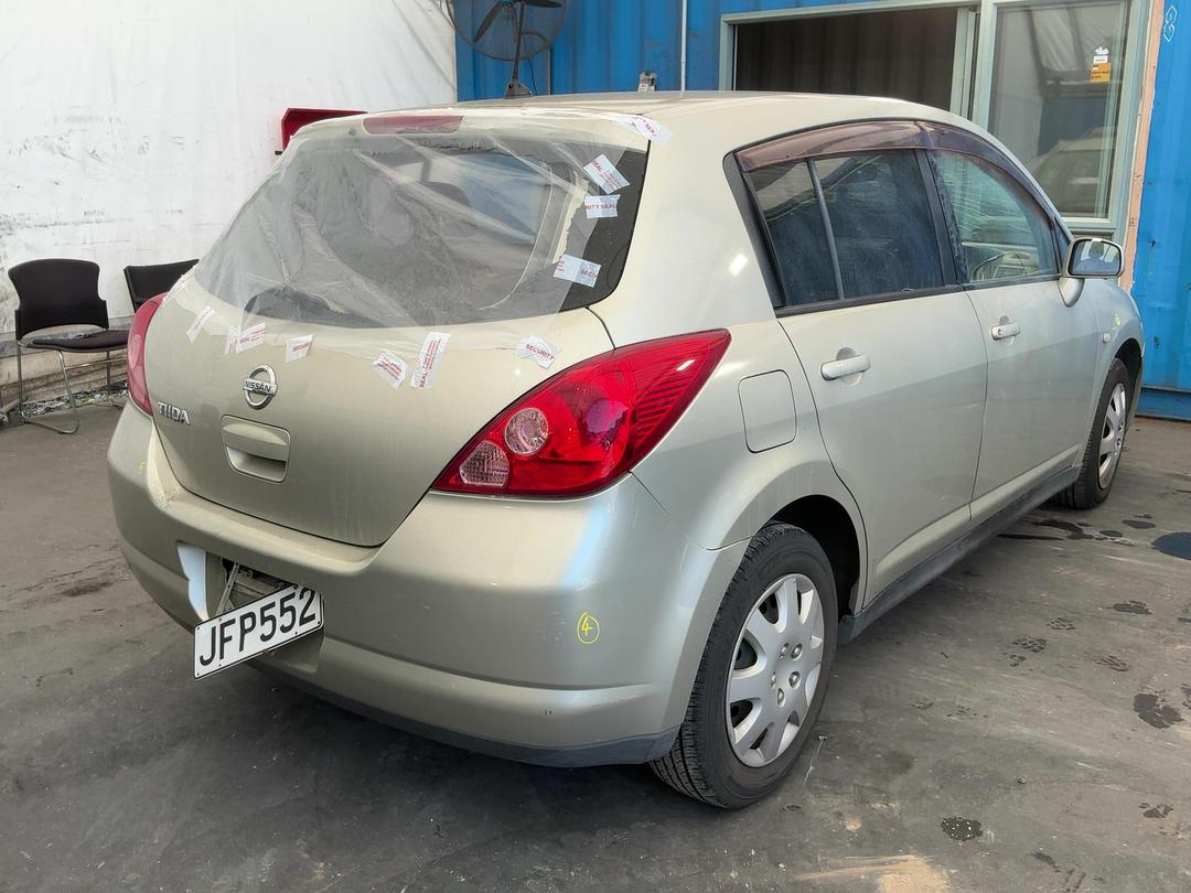Photo '14' of Nissan Tiida Photo '14' of Nissan Tiida