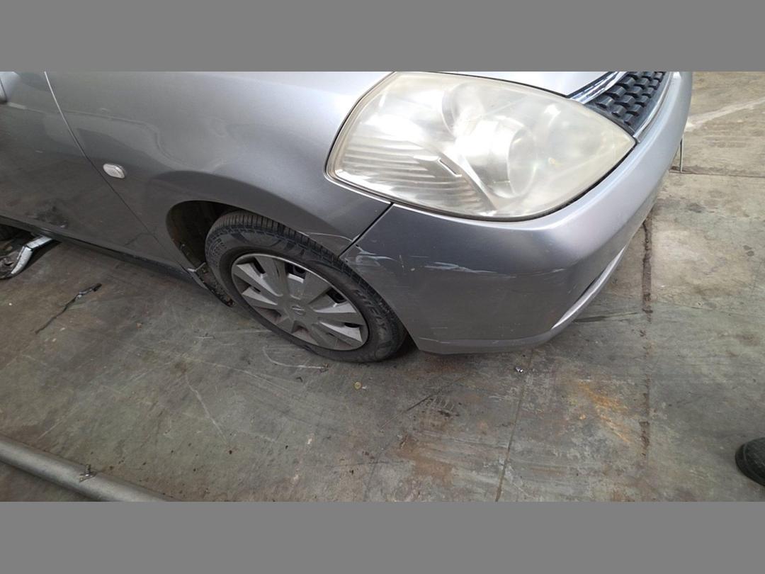 Photo '3' of Nissan Tiida Photo '3' of Nissan Tiida