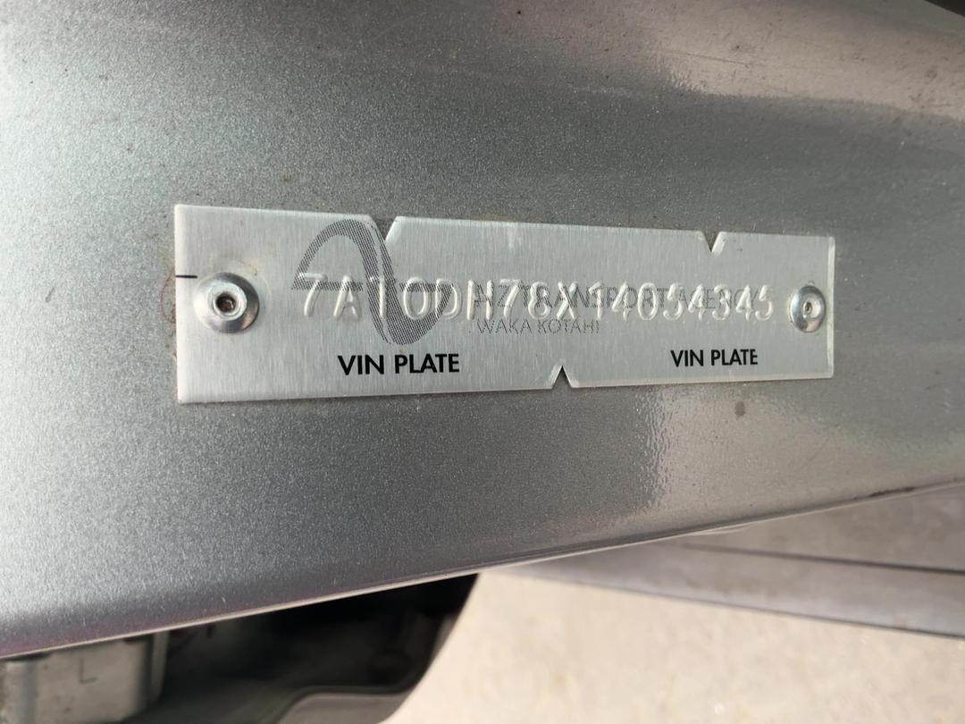 Photo '13' of Nissan Tiida