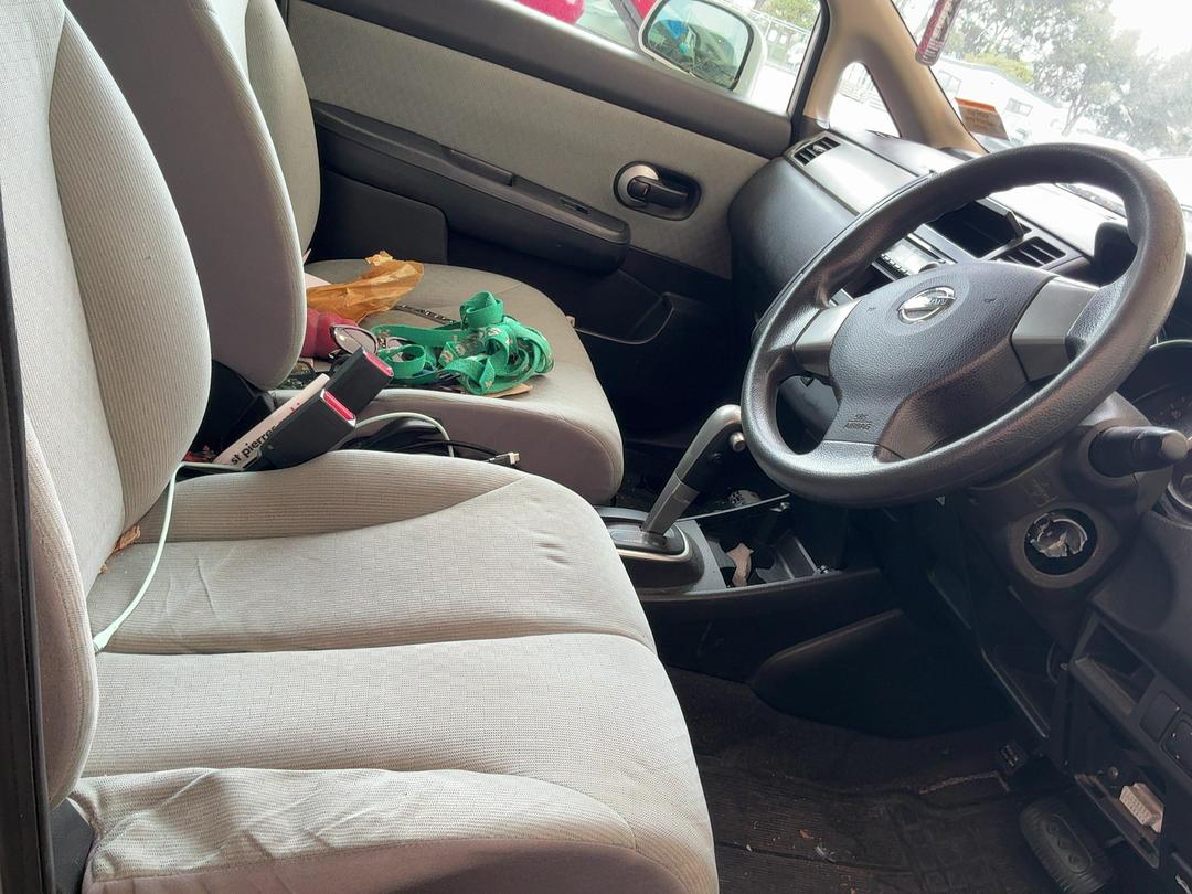 Photo '11' of Nissan Tiida Latio