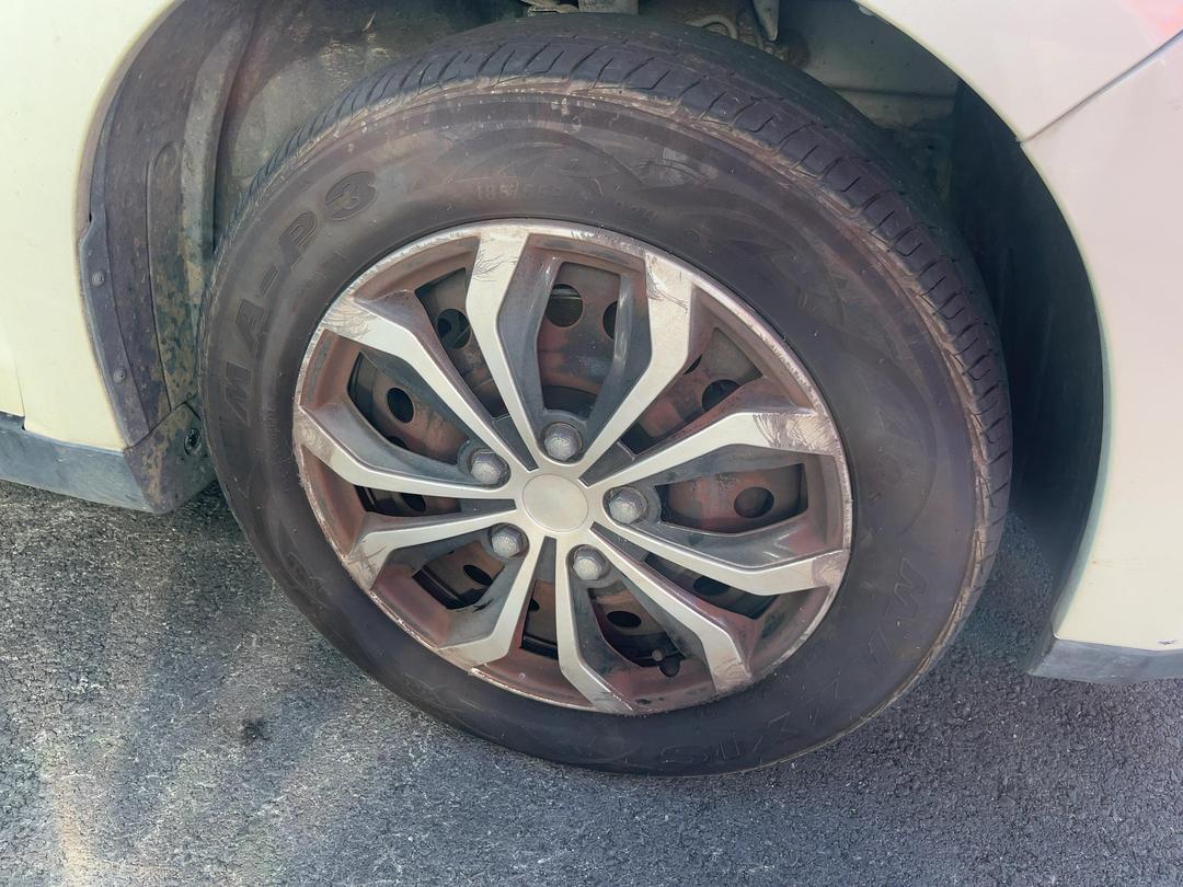 Photo '7' of Nissan Tiida