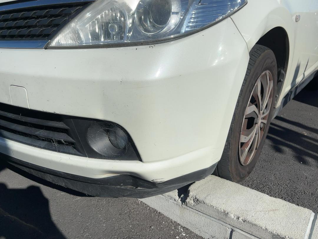 Photo '25' of Nissan Tiida