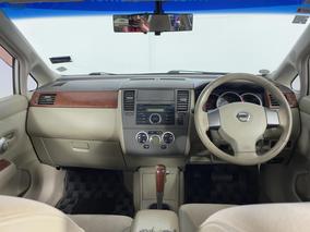 Photo '17' of Nissan Tiida