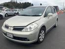 Thumbnail '4' of Nissan Tiida
