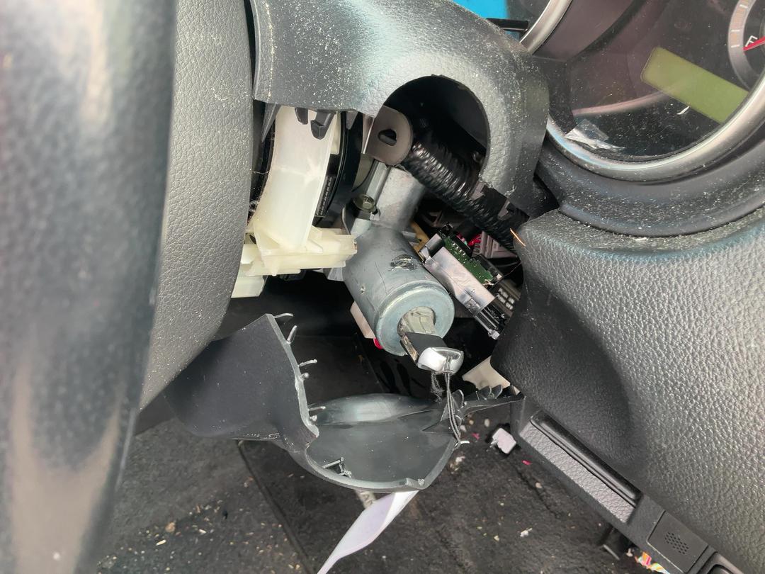 Photo '11' of Nissan Tiida Photo '11' of Nissan Tiida