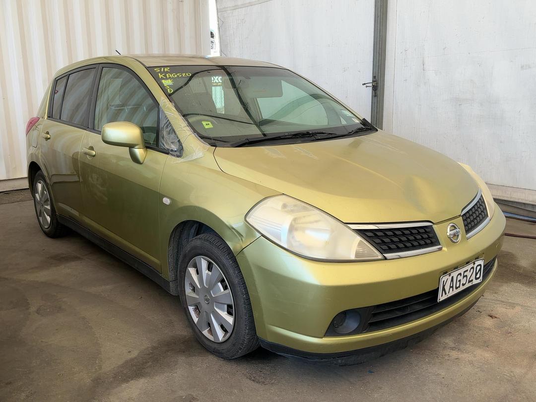 Photo '2' of Nissan Tiida Photo '2' of Nissan Tiida