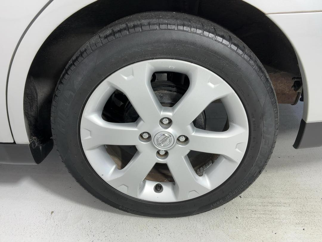 Photo '11' of Nissan Wingroad
