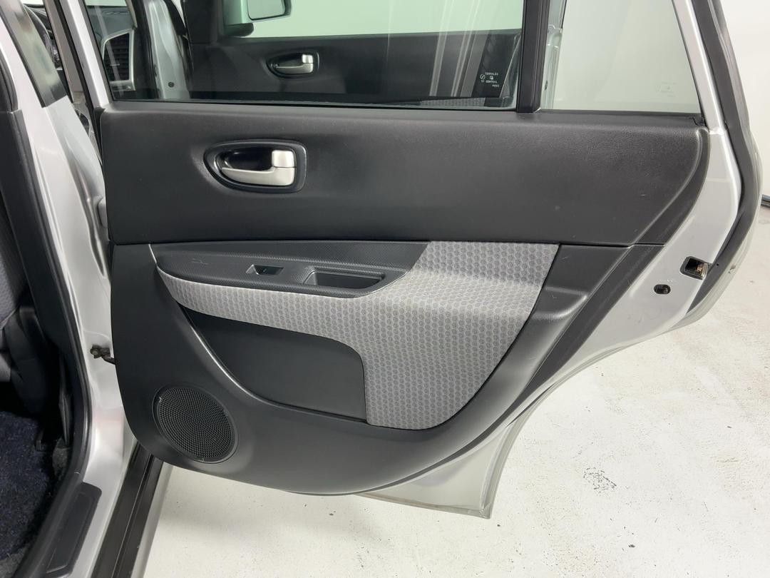 Photo '19' of Nissan Wingroad