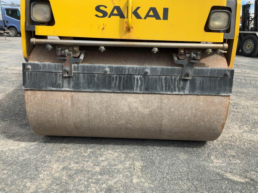 Photo '22' of Sakai TW352 Roller