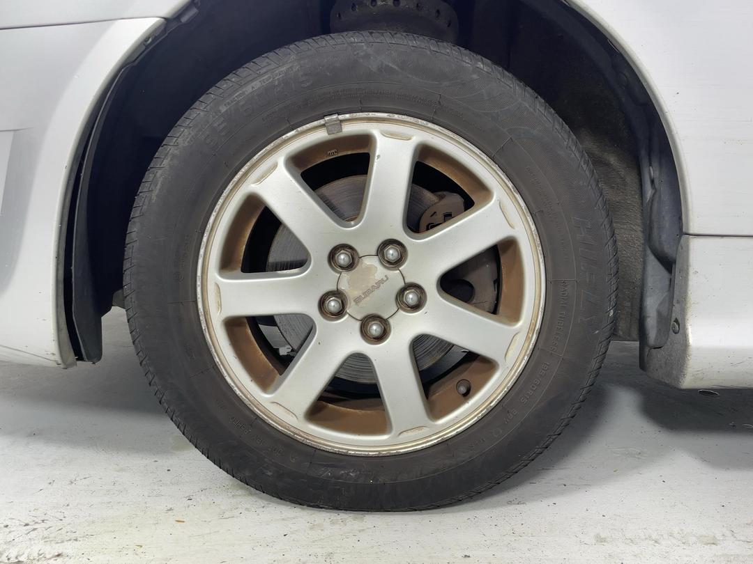 Photo '8' of Subaru Impreza I