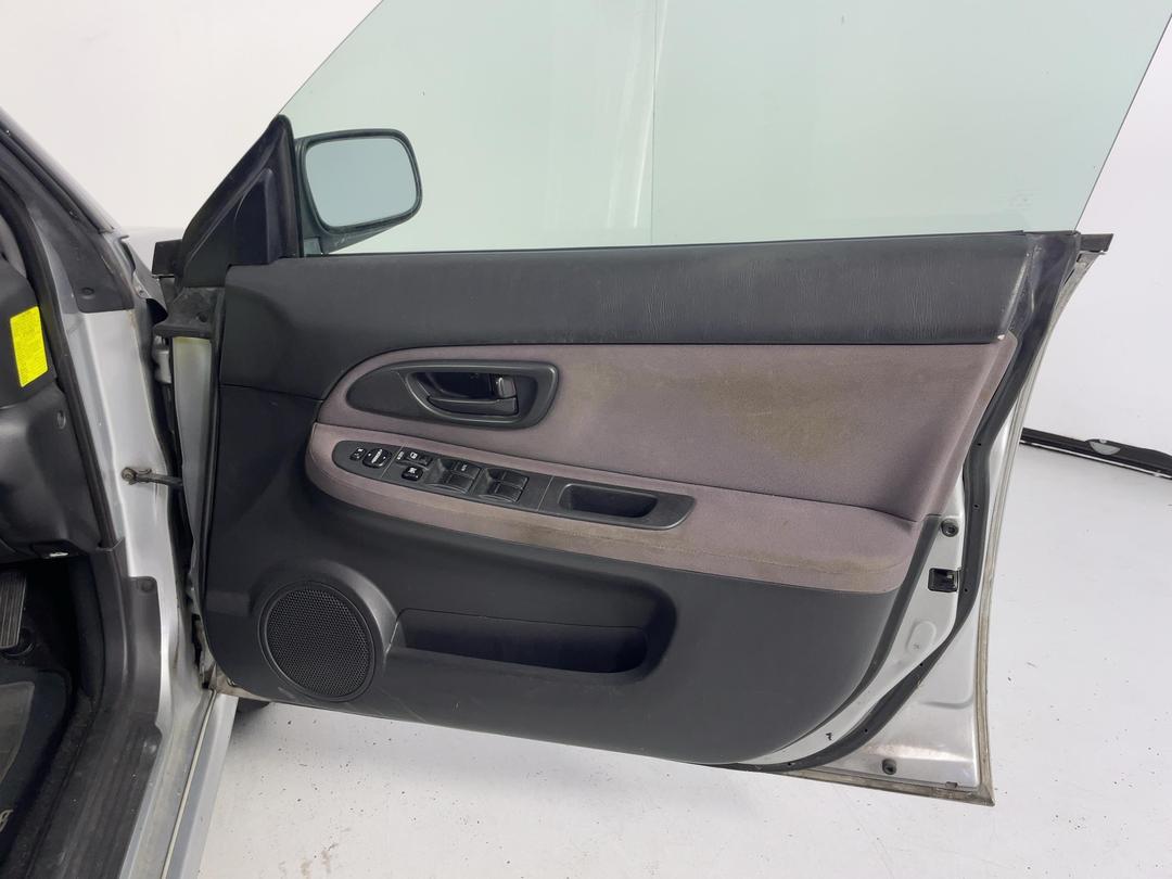 Photo '13' of Subaru Impreza I
