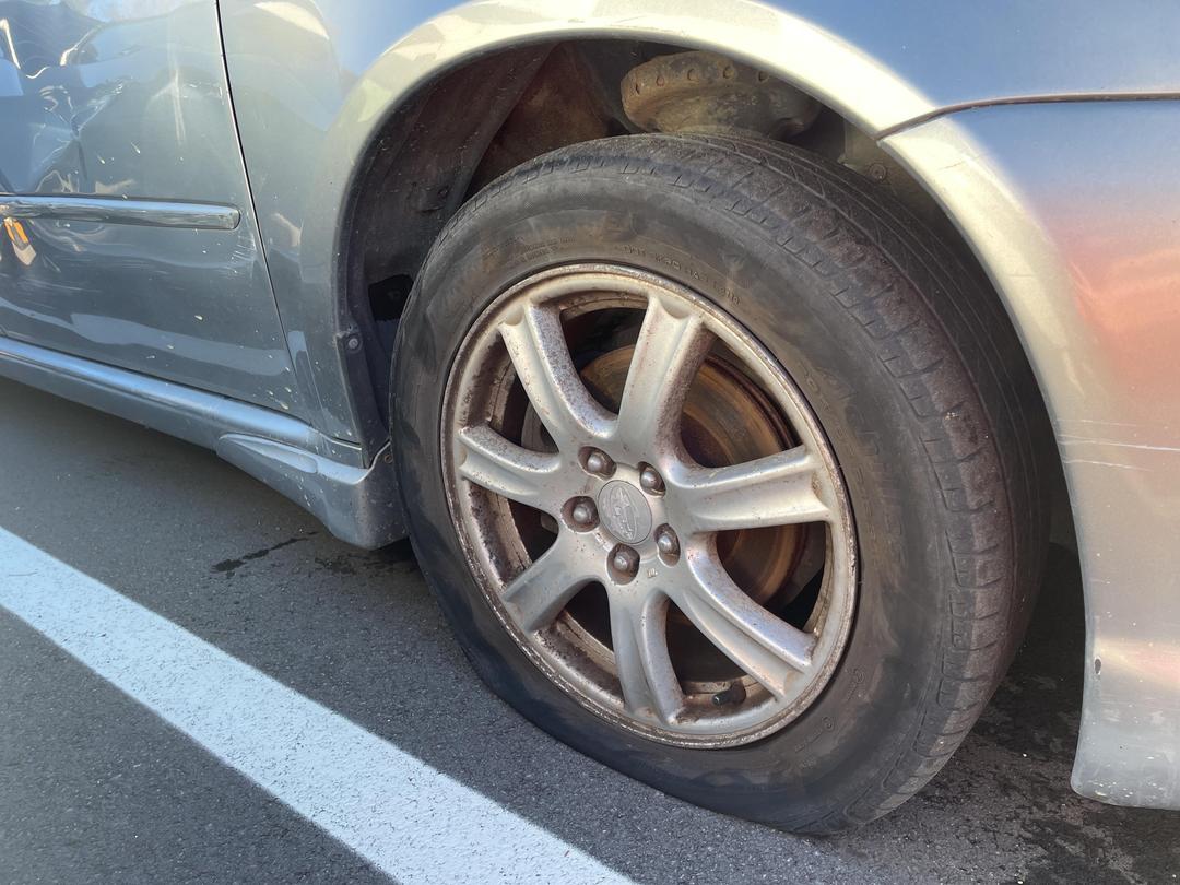 Photo '2' of Subaru Legacy