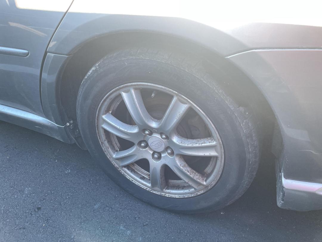 Photo '11' of Subaru Legacy