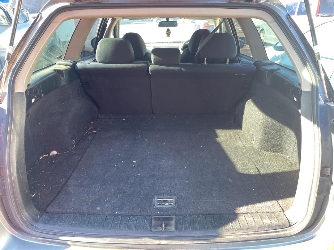 Photo '12' of Subaru Legacy