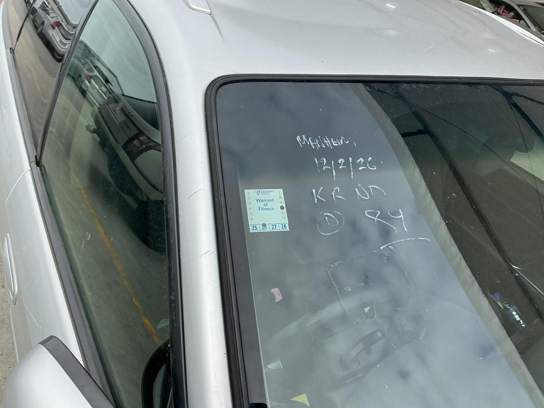 Photo '18' of Subaru Legacy