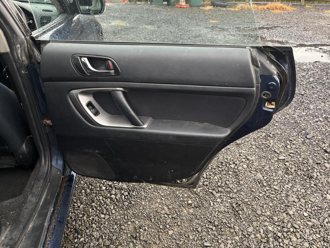 Photo '17' of Subaru Legacy I