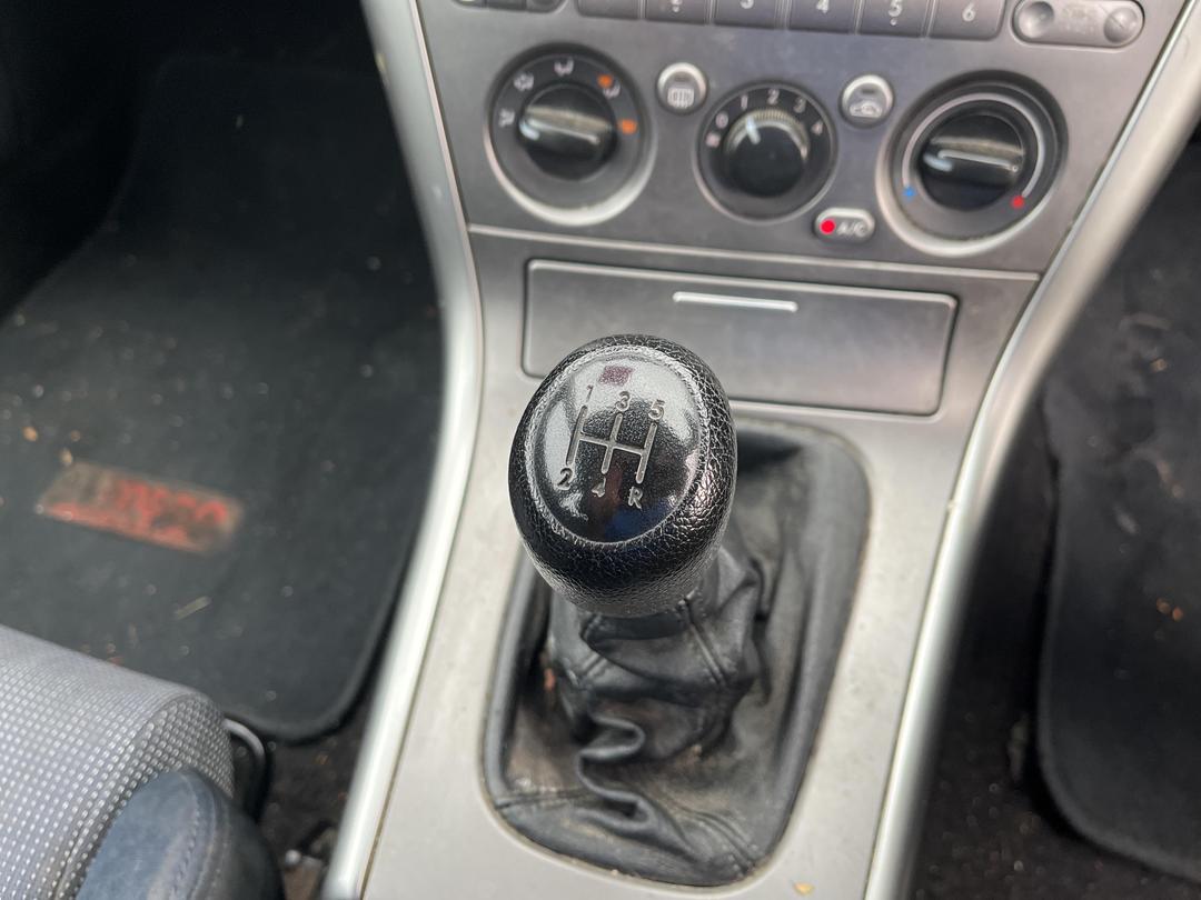 Photo '30' of Subaru Legacy I