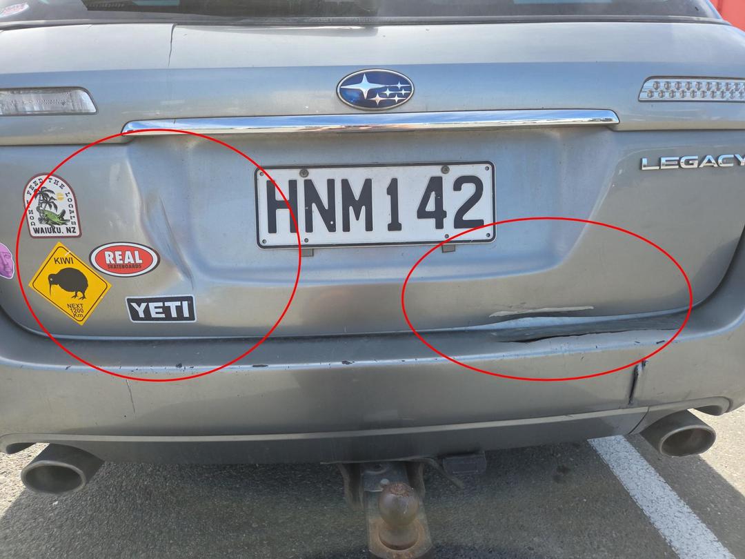 Photo '4' of Subaru Legacy