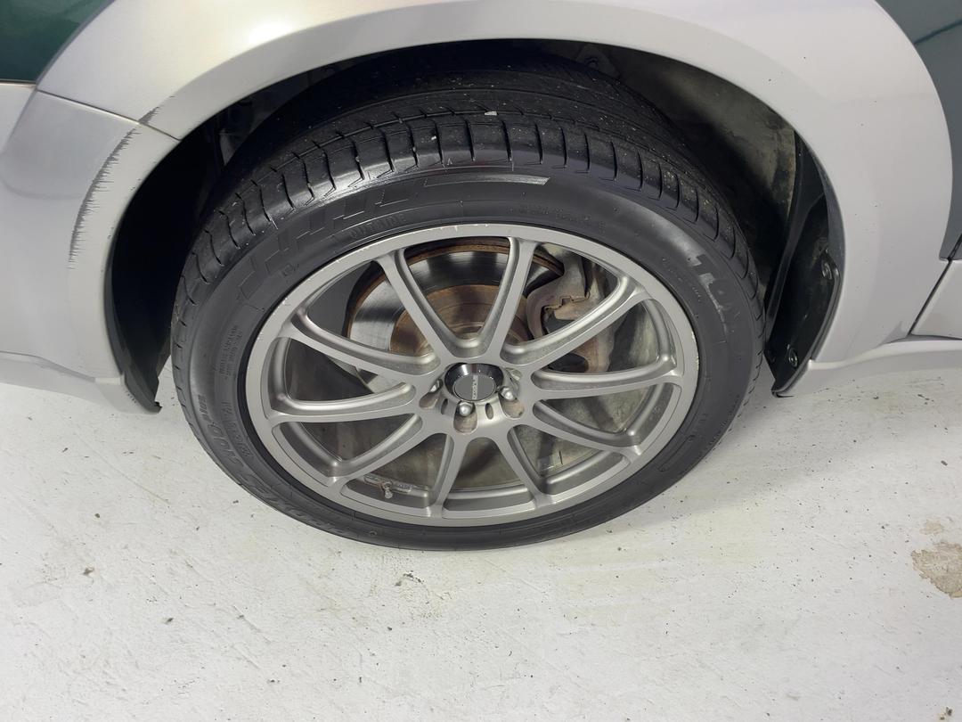 Photo '10' of Subaru Legacy