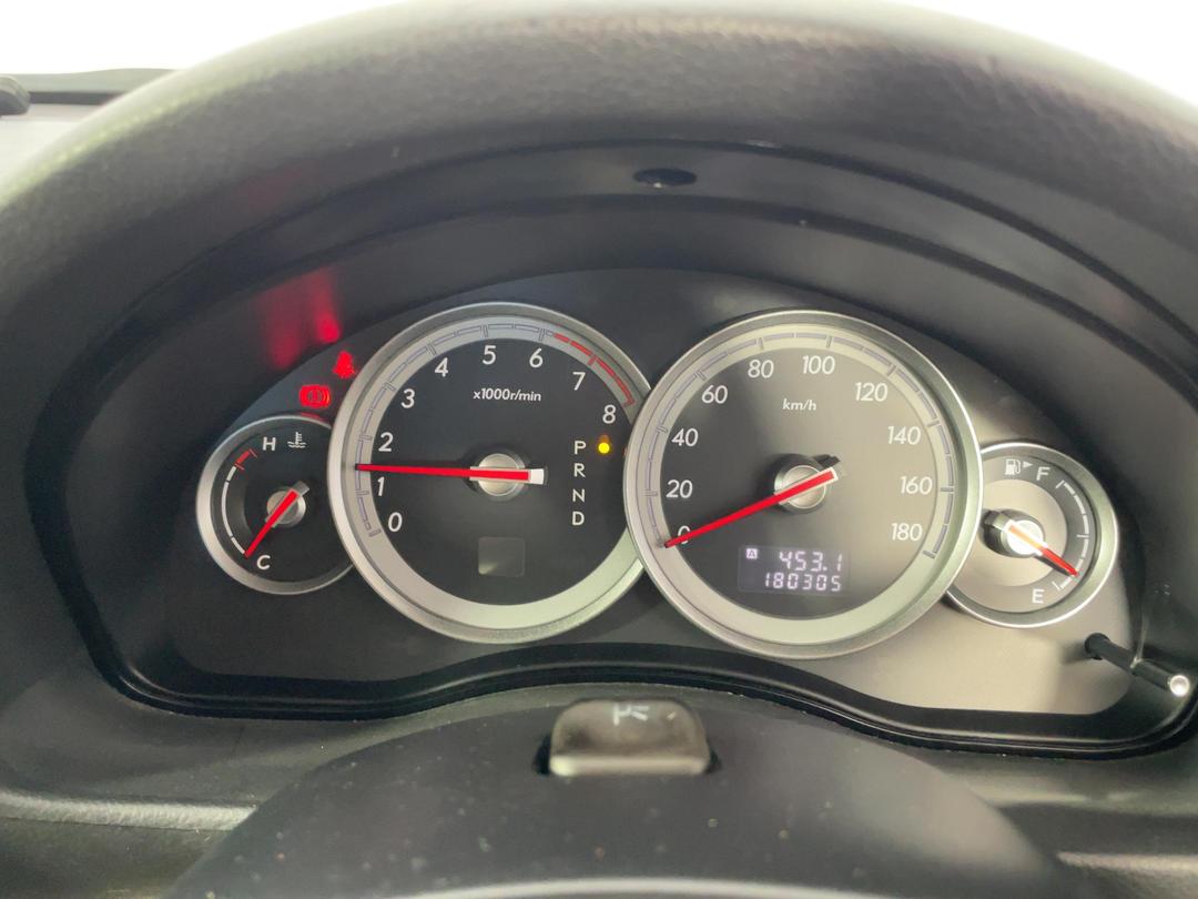 Photo '21' of Subaru Legacy