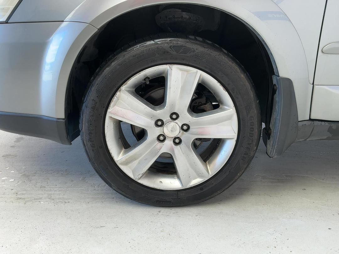 Photo '10' of Subaru Legacy