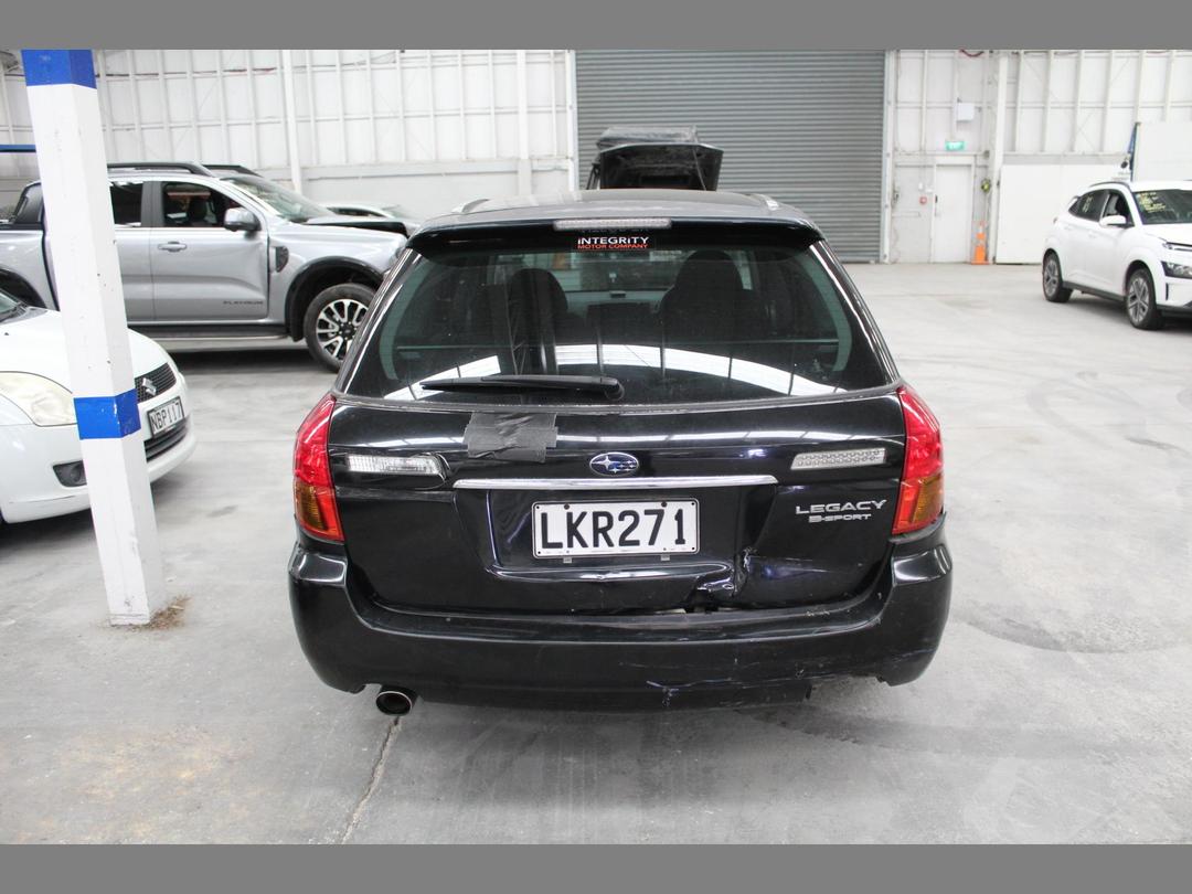 Photo '5' of Subaru Legacy Photo '5' of Subaru Legacy
