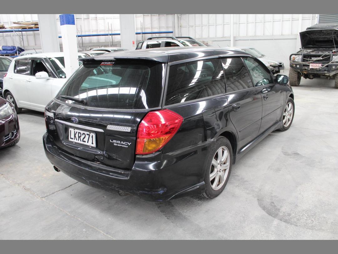 Photo '6' of Subaru Legacy Photo '6' of Subaru Legacy