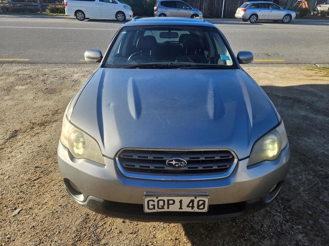 Photo '2' of Subaru Legacy