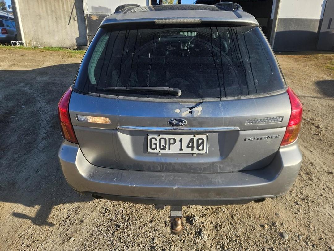 Photo '3' of Subaru Legacy