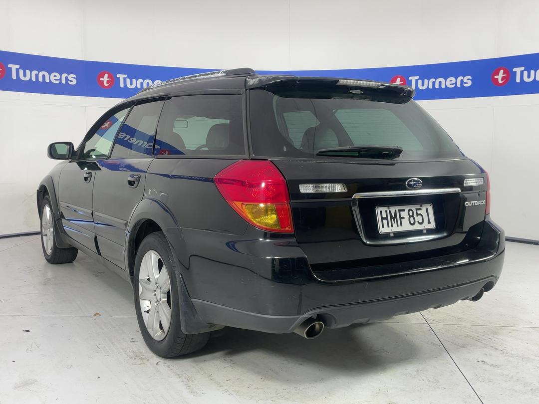 Photo '10' of Subaru Legacy Photo '10' of Subaru Legacy