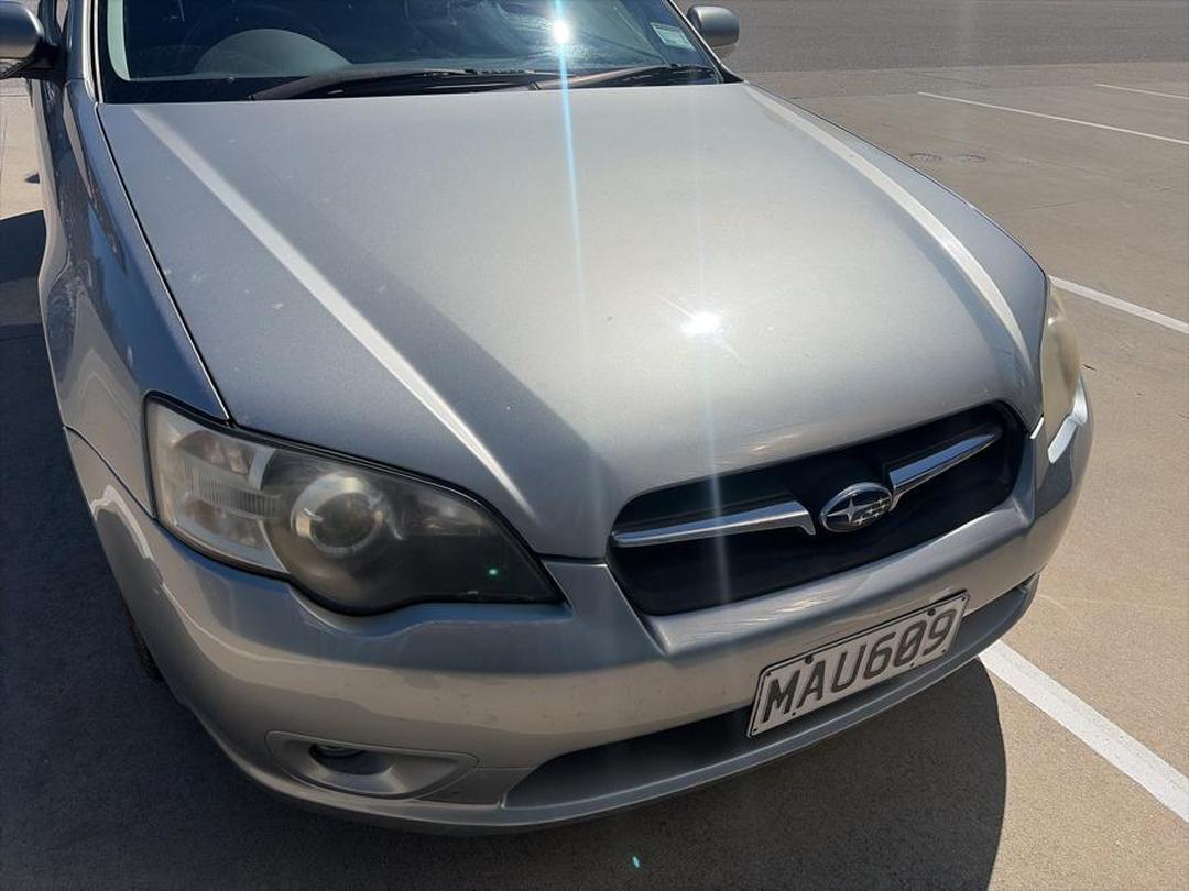 Photo '6' of Subaru Legacy Photo '6' of Subaru Legacy