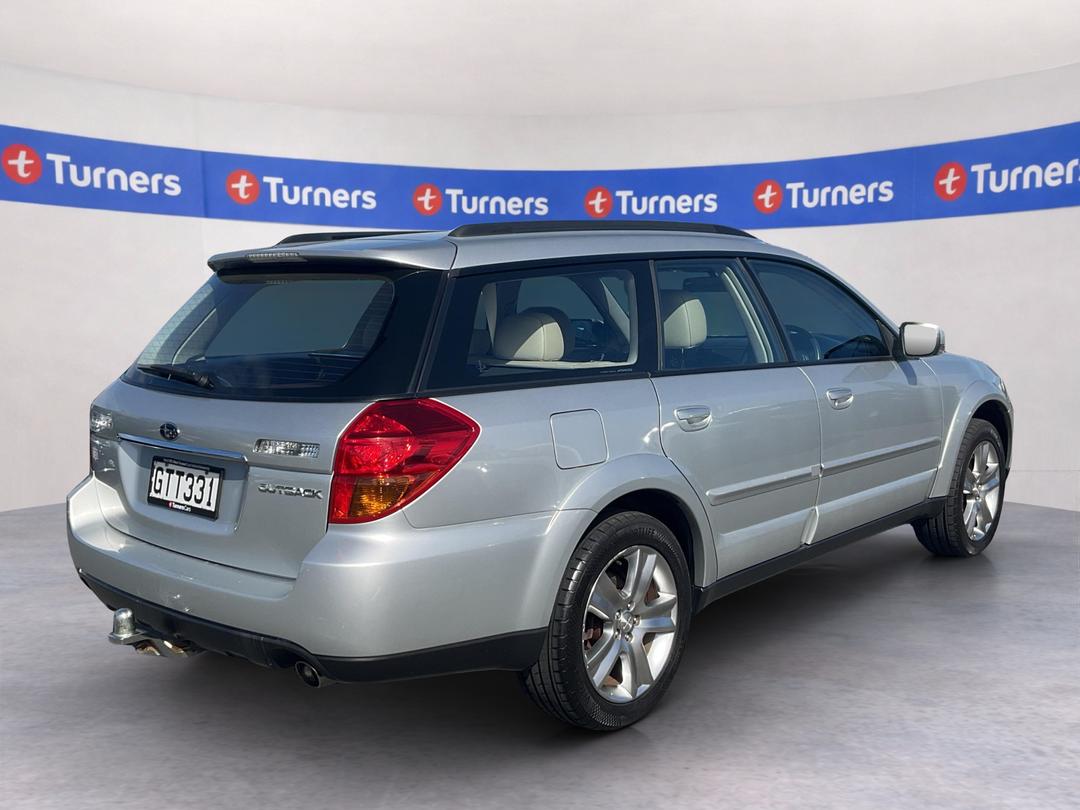 Photo '7' of Subaru Outback