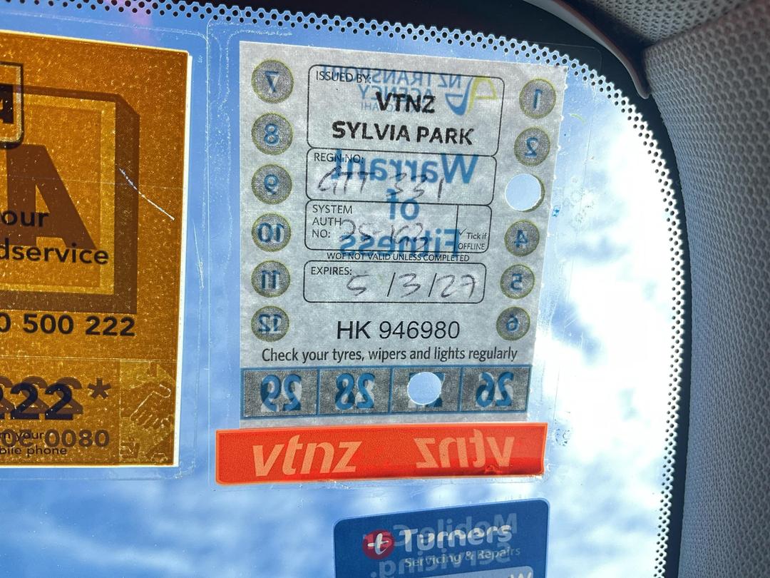 Photo '23' of Subaru Outback