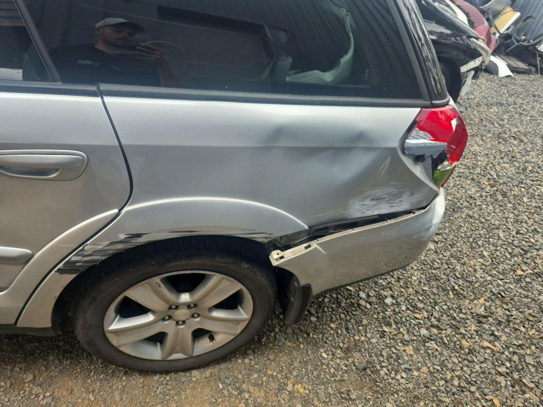 Photo '8' of Subaru Outback