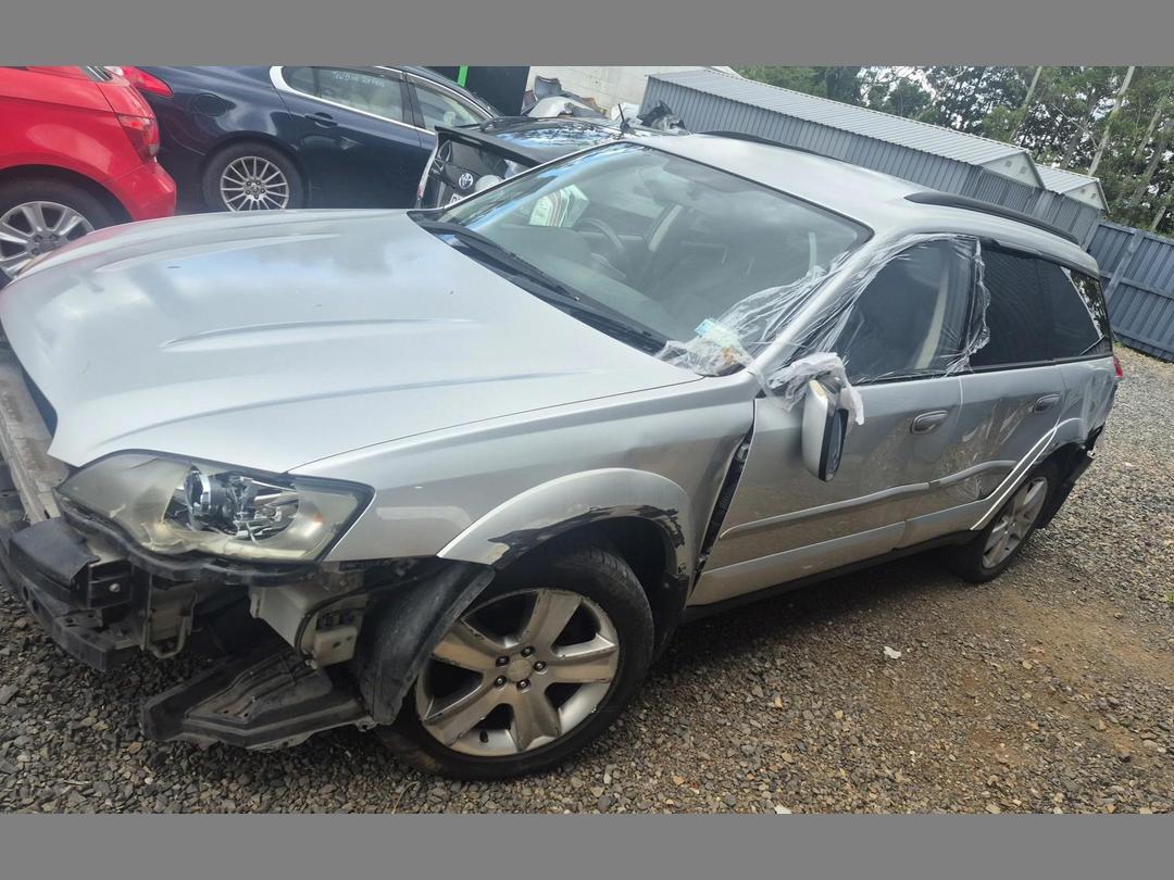 Photo '2' of Subaru Outback