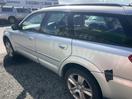 Thumbnail '4' of Subaru Outback R LTD