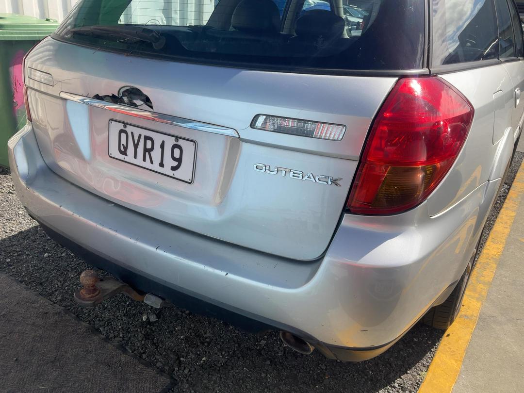 Photo '16' of Subaru Outback R LTD